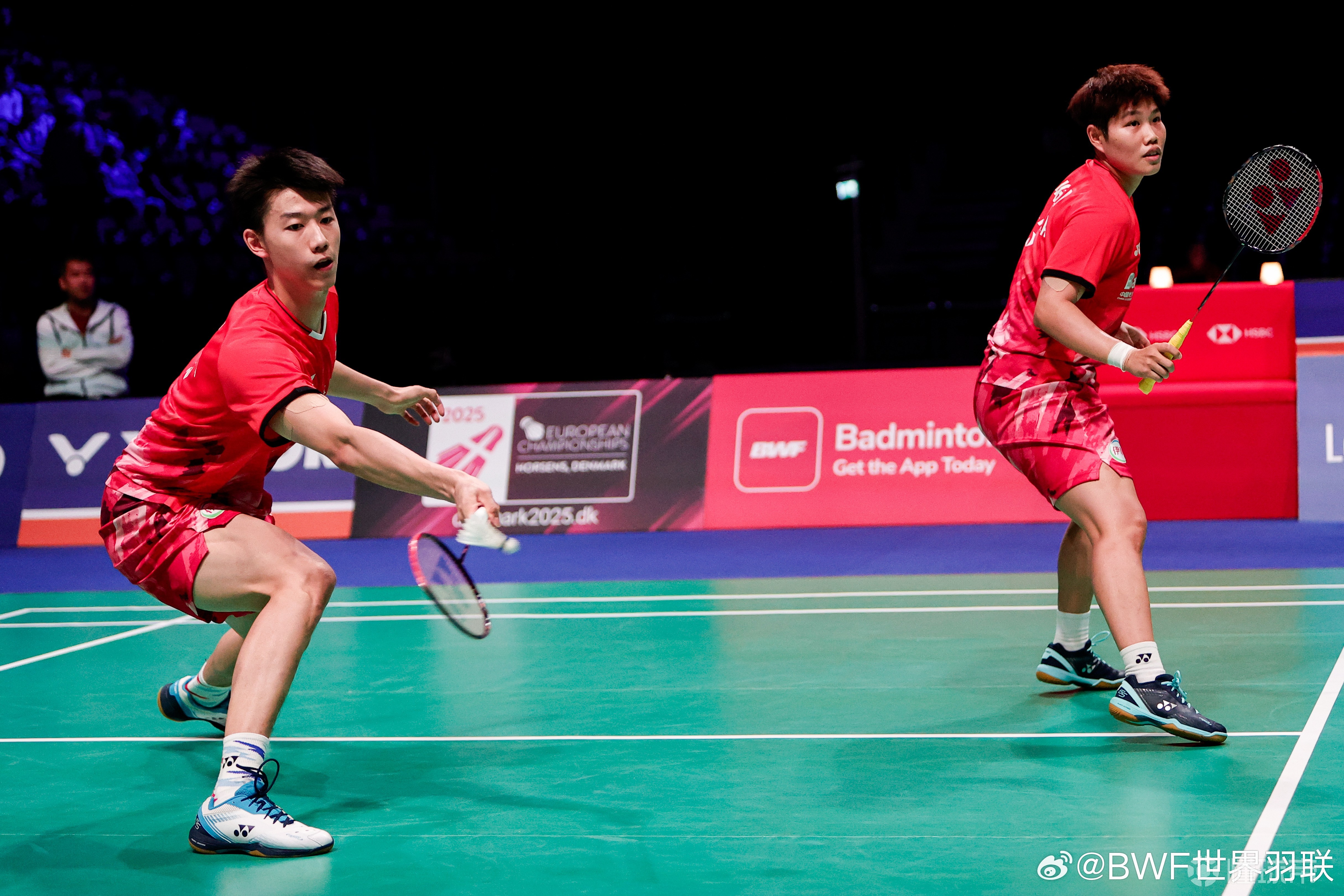 包含丹麦羽毛球队绝地反击泰国羽毛球队，陶菲克制霸全场的词条