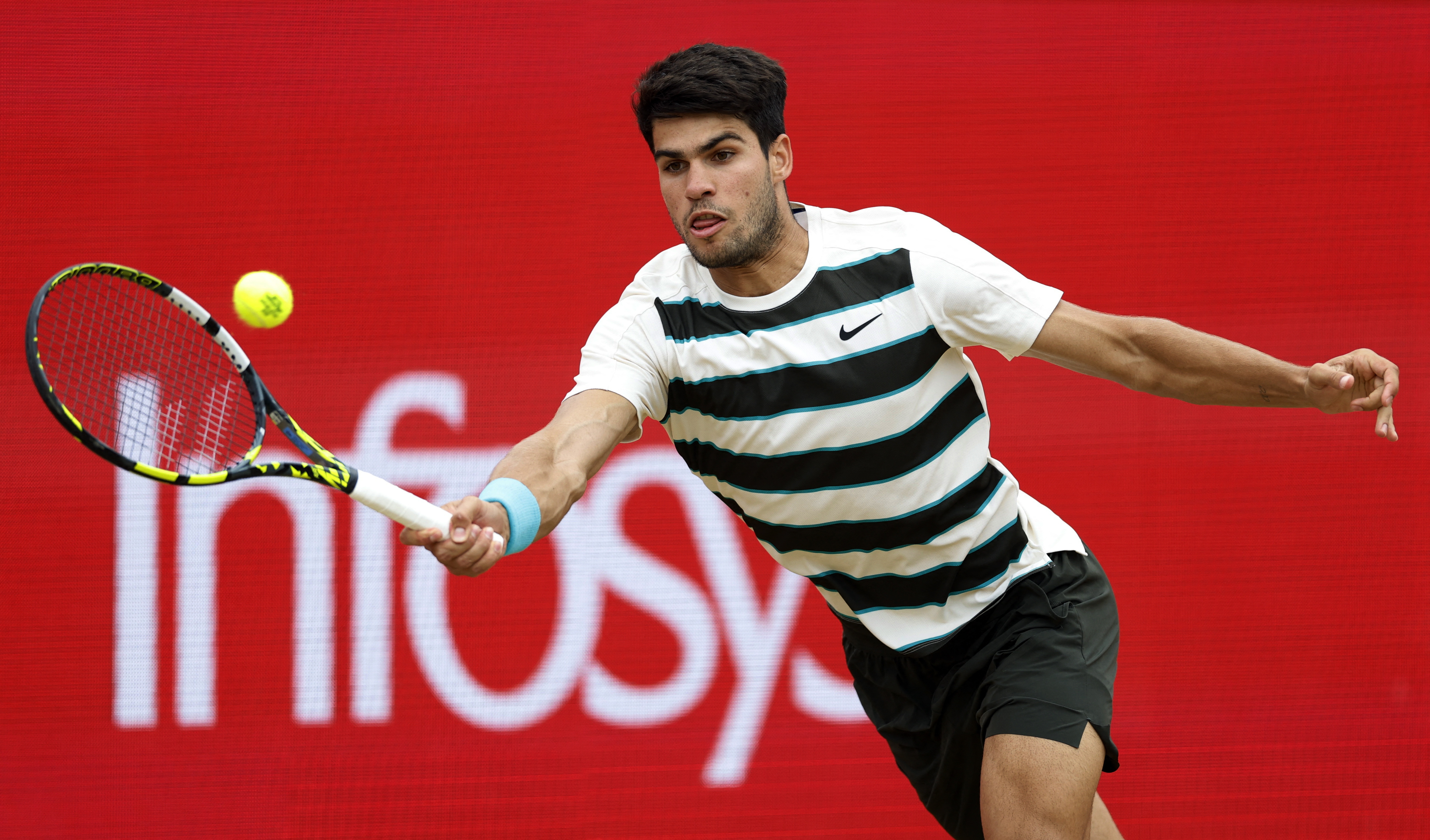 英国网球队爆冷西班牙网球队，阿尔卡拉斯打破历史纪录的简单介绍