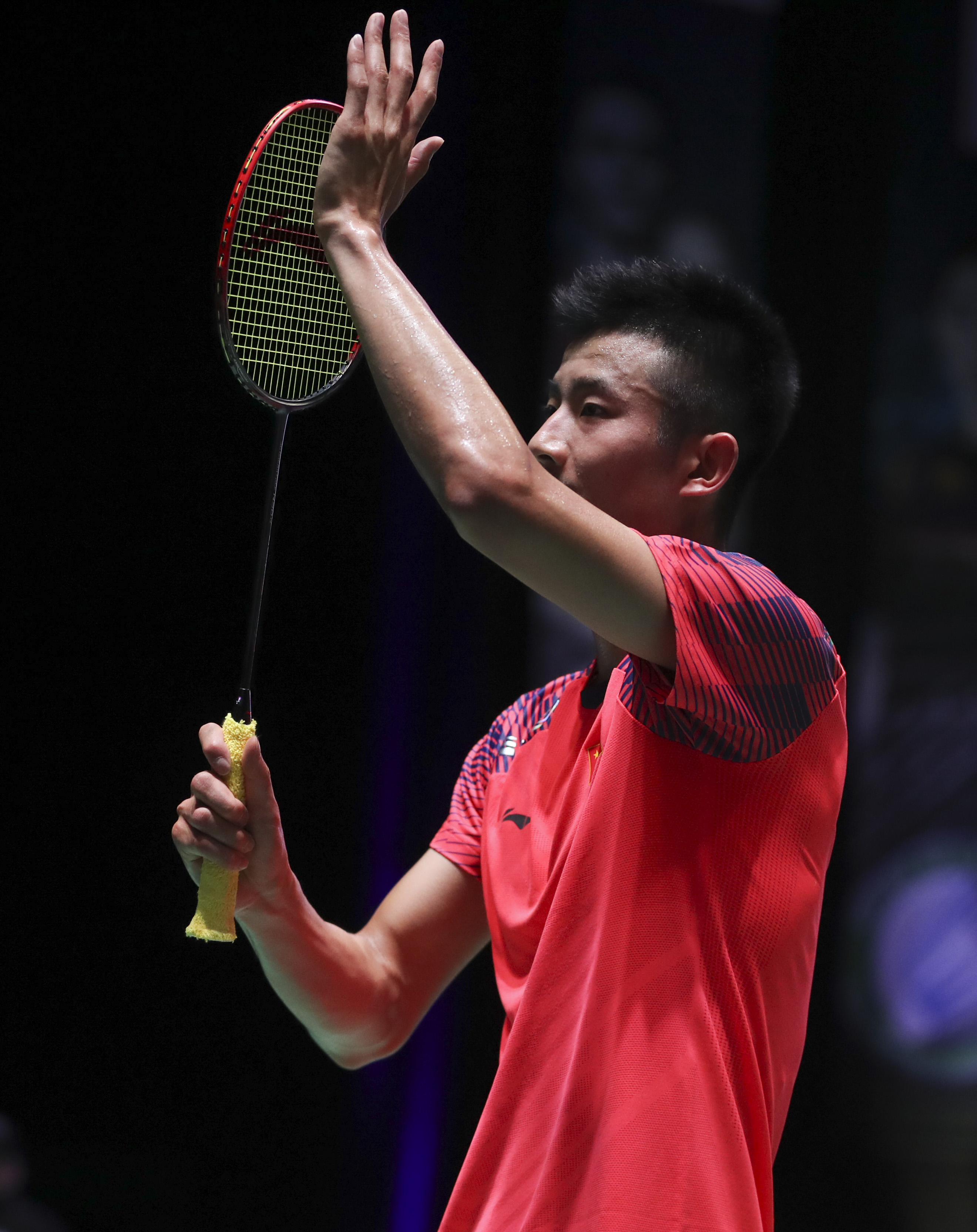 中国羽毛球队绝地反击法国羽毛球队，谌龙高光表现