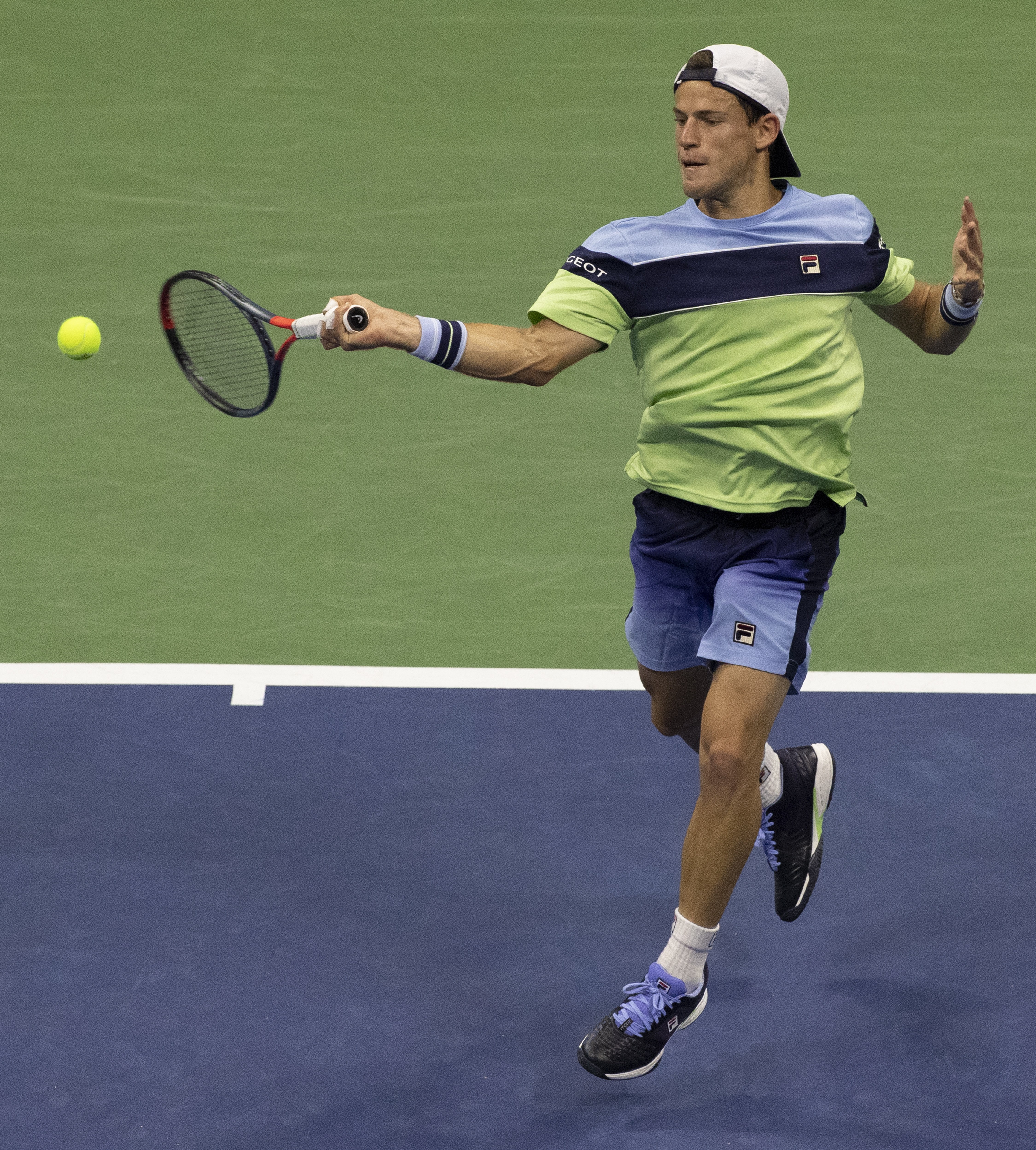 欧洲网球队轻取英国网球队,纳达尔高光表现 欧洲网球队轻取英国网球队,纳达尔高光表现