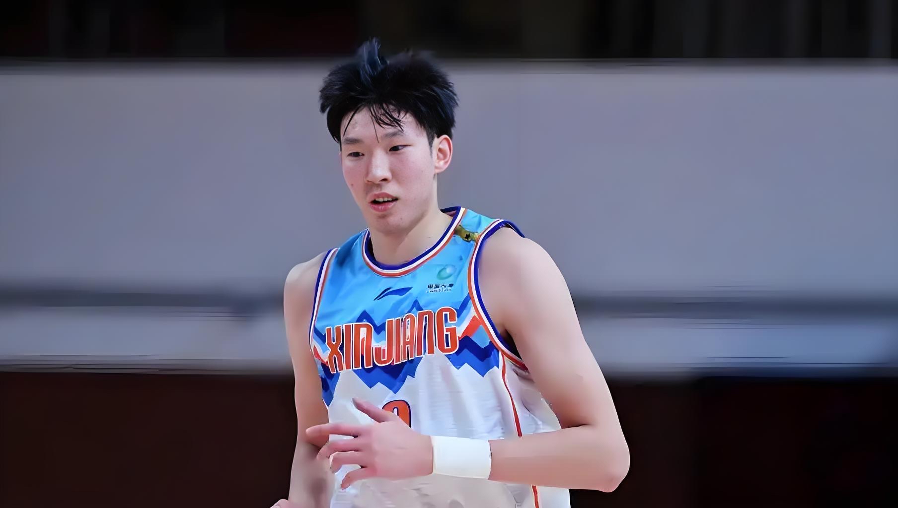 包含福建队碾压篮网，周琦高光表现的词条