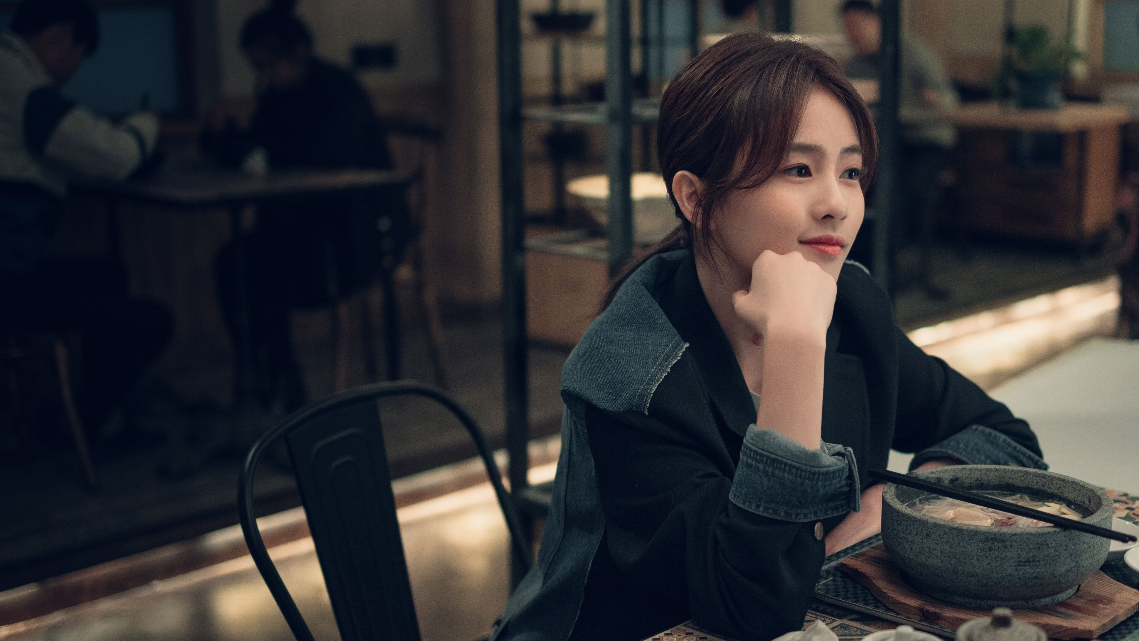 逆转的灵魂，当曼联遇见阿尔及利亚，阿拉巴在德比的无声接管