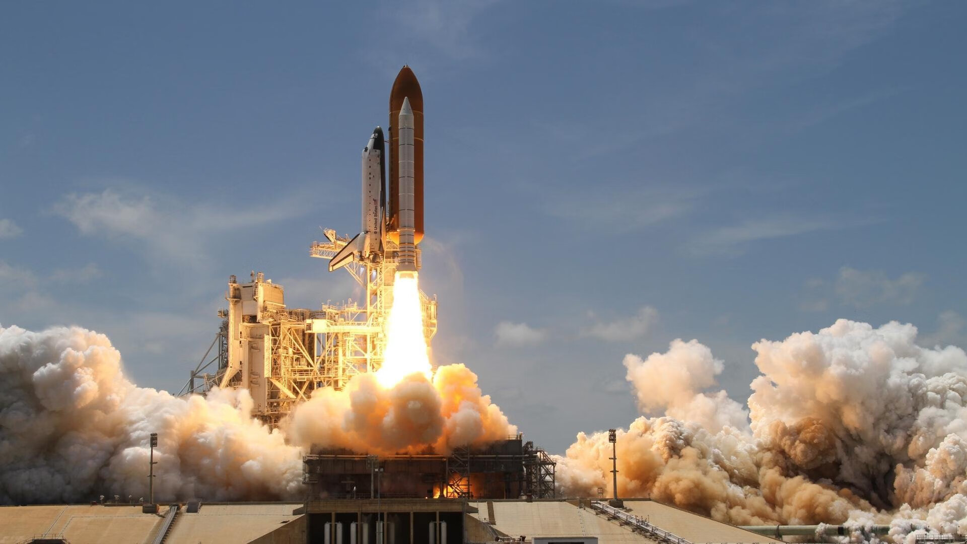 王者的底色,德甲决战夜的嘶吼与东契奇硬仗的孤星回响